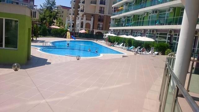 Family Apartments In Solmarin Slăntjev Brjag Exteriör bild