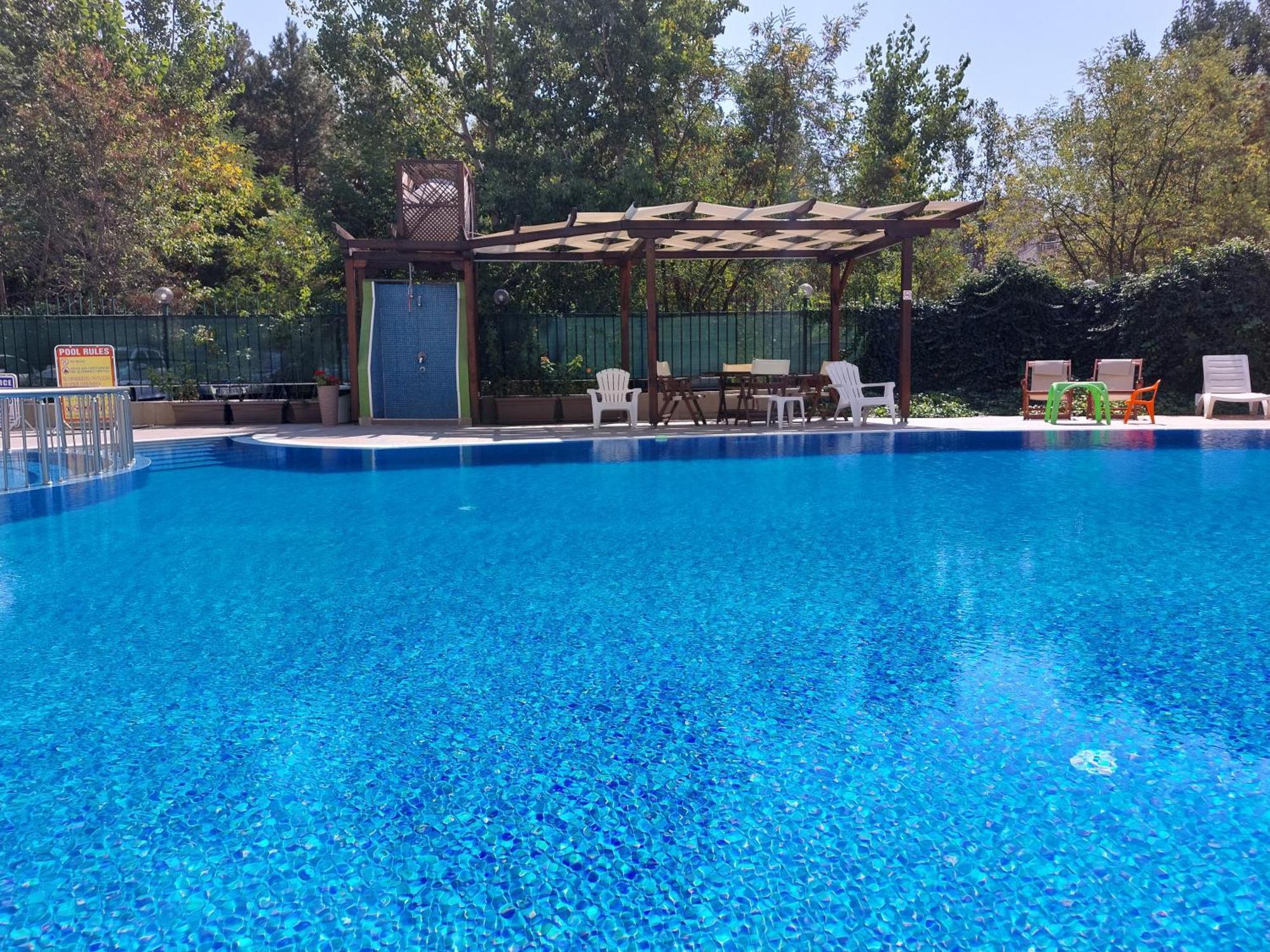 Family Apartments In Solmarin Slăntjev Brjag Exteriör bild