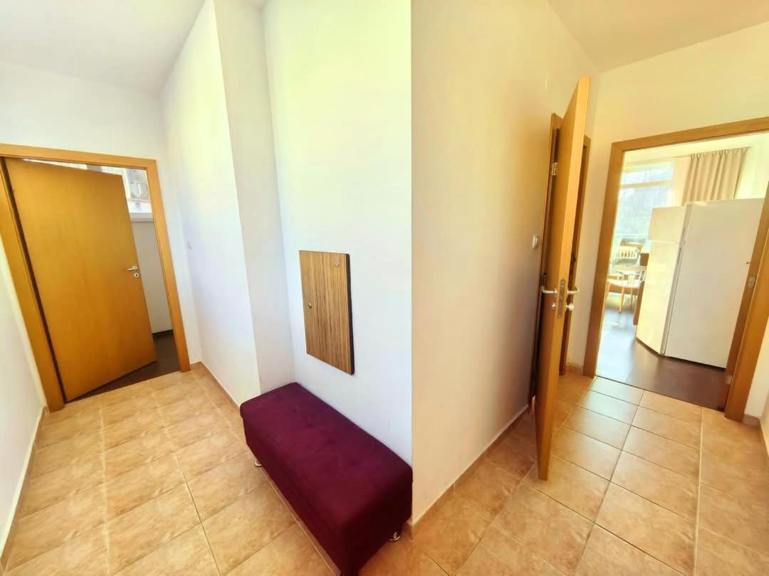 Family Apartments In Solmarin Slăntjev Brjag Rum bild