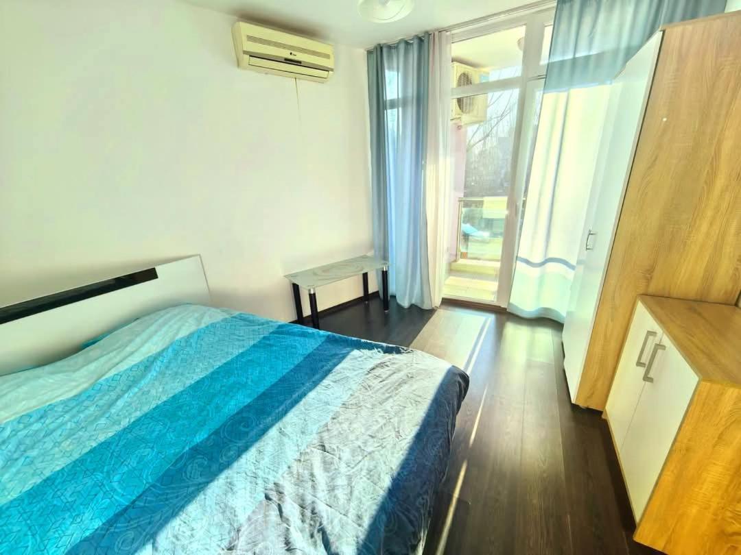 Family Apartments In Solmarin Slăntjev Brjag Exteriör bild