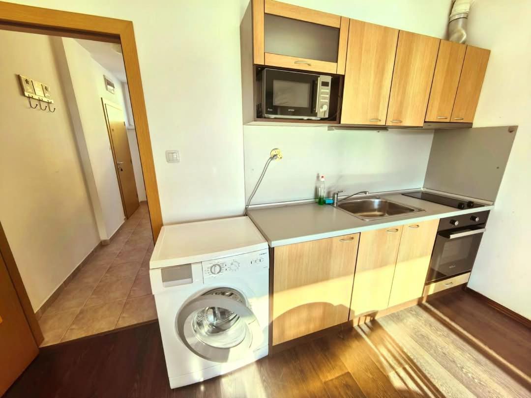 Family Apartments In Solmarin Slăntjev Brjag Exteriör bild
